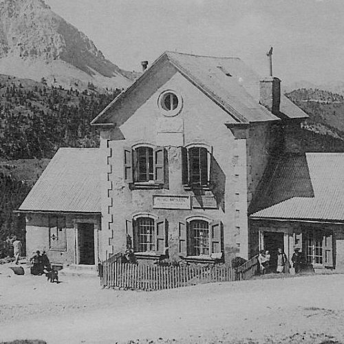 Ancienne façade du Refuge Napoléon du col d'Izoard